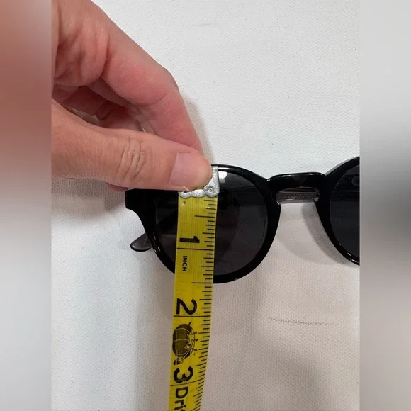 Bottega Veneta Round-Framed Acetate Black Sunglasses - Picture 8 of 10